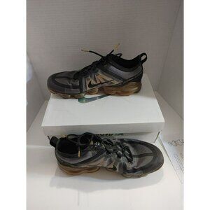 Men’s 2019 Nike Air VaporMax Sz 11.5 Black & Gold AR6631-002